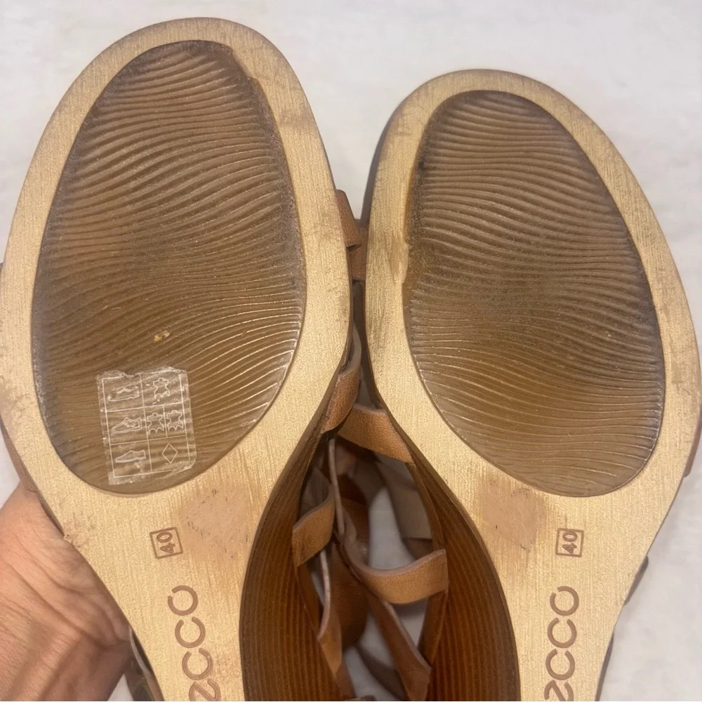 Ecco Kalac Strap‎ Platform Wedge Sandals Womens 40 Tan Floral Leather Open Shoe